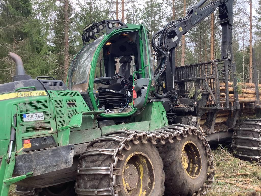John Deere 1210 G 集运机