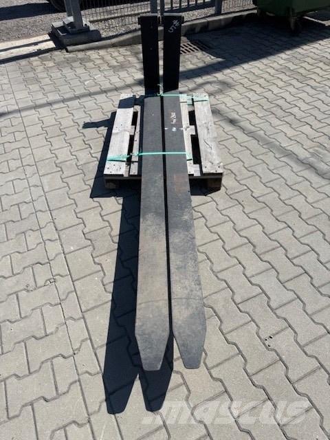 Linde 2400 MM 叉子