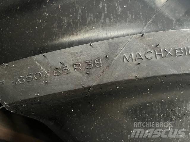 Michelin MachXBib 轮胎、车轮和轮圈