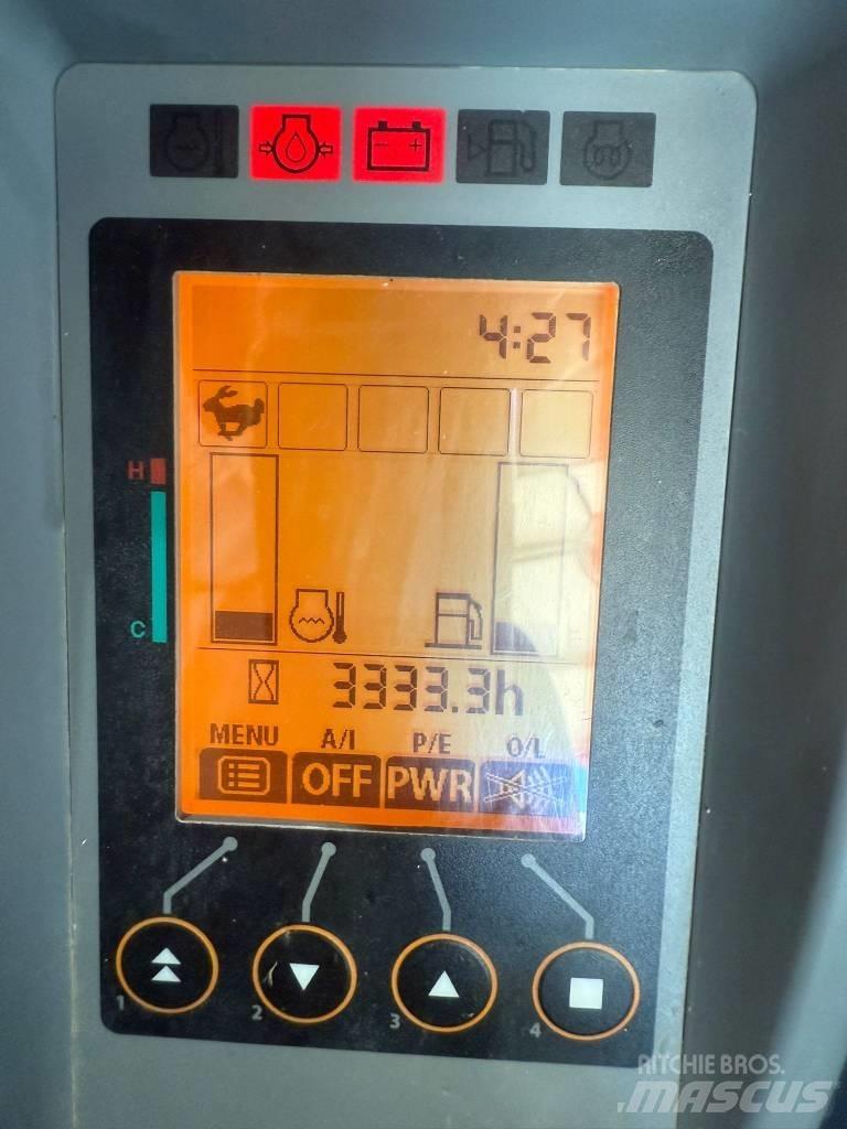 Hitachi ZX 48 U 小型挖掘机