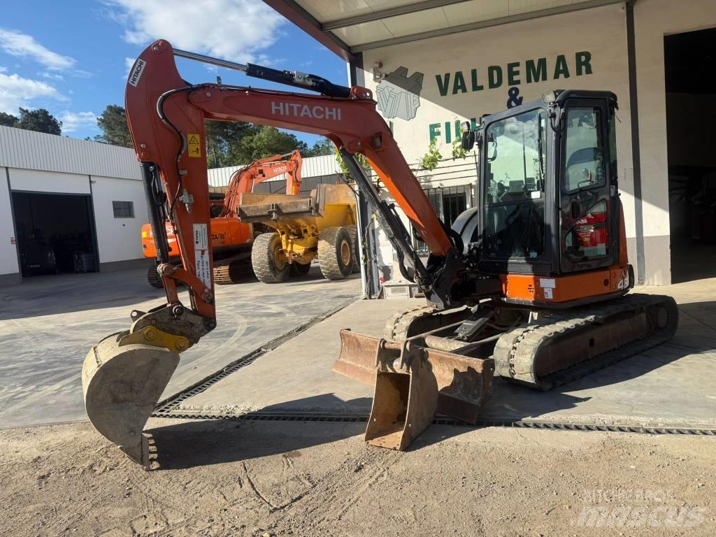 Hitachi ZX 48 U 小型挖掘机