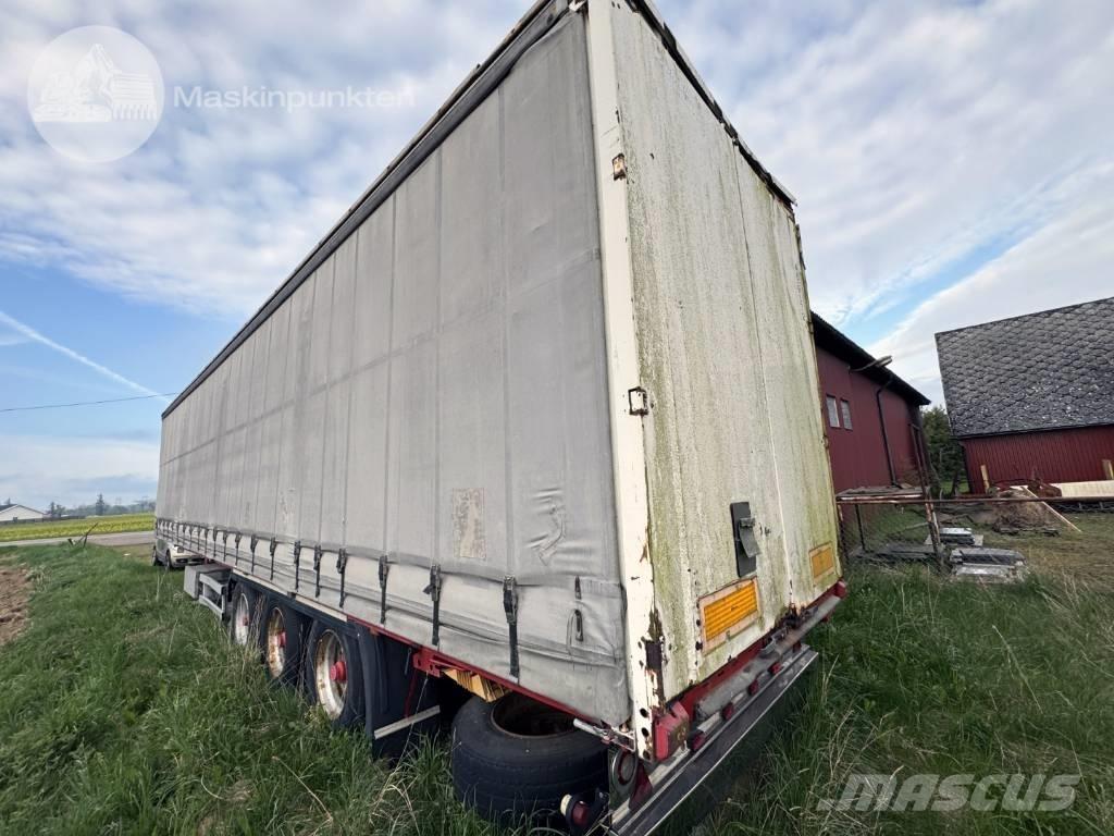 Krone SDP 27 侧帘半挂车