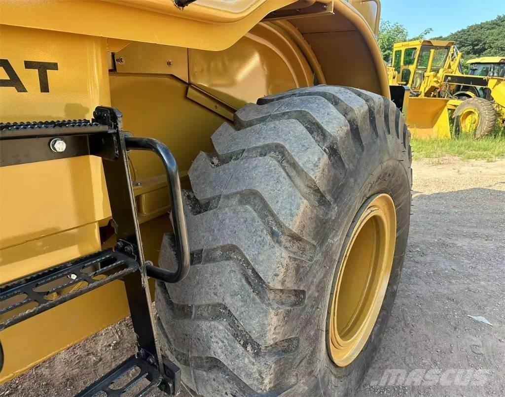 CAT 966H 轮式装载机