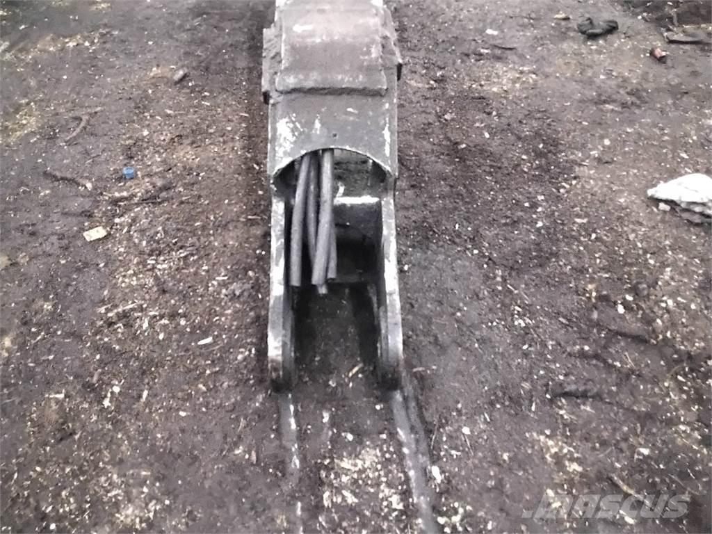 Valmet CRF14 货运起重机