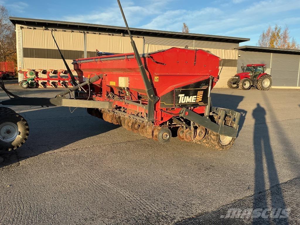 Tume JC 4000 Star 多功能条播机