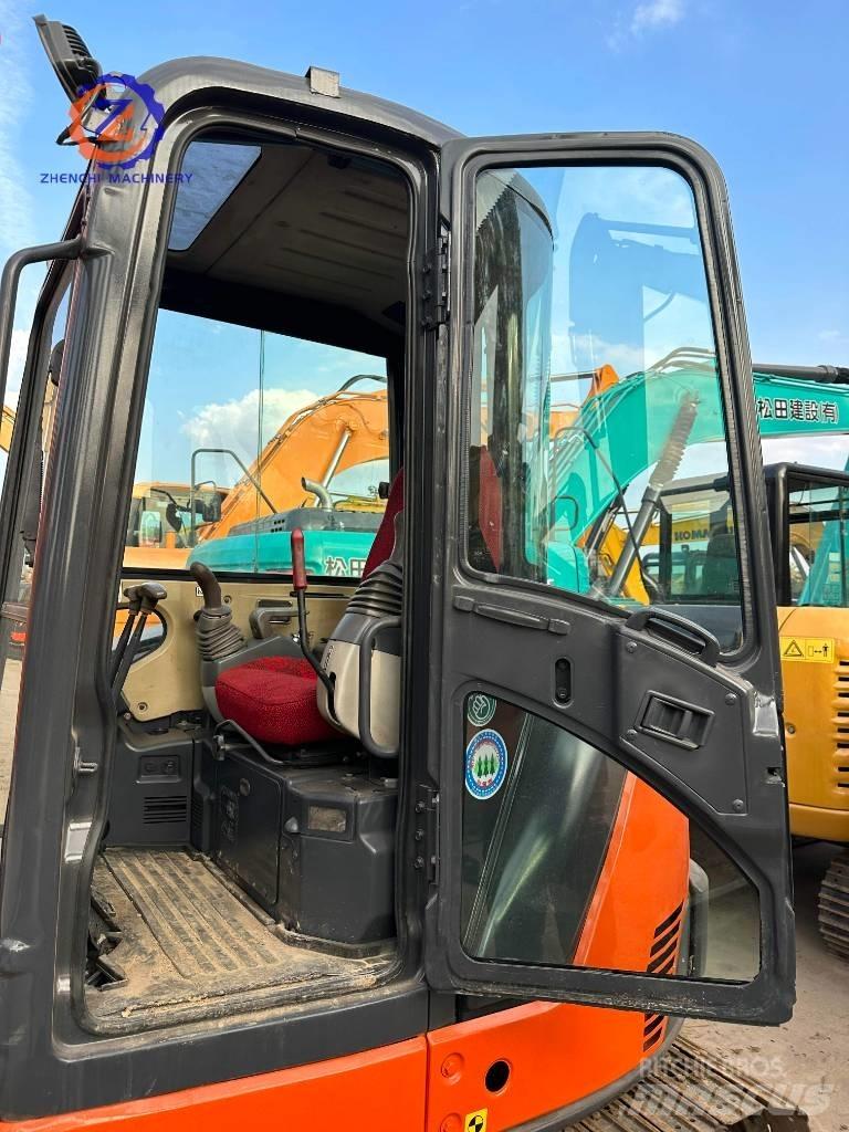 Hitachi ZX 65 小型挖掘机