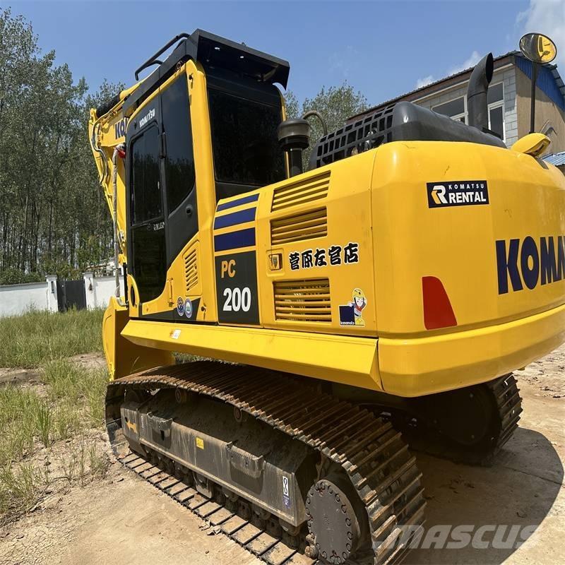Komatsu pc200-8 履带挖掘机