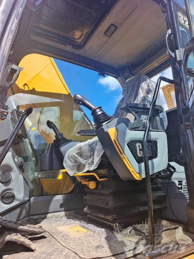 CAT 320 履带挖掘机
