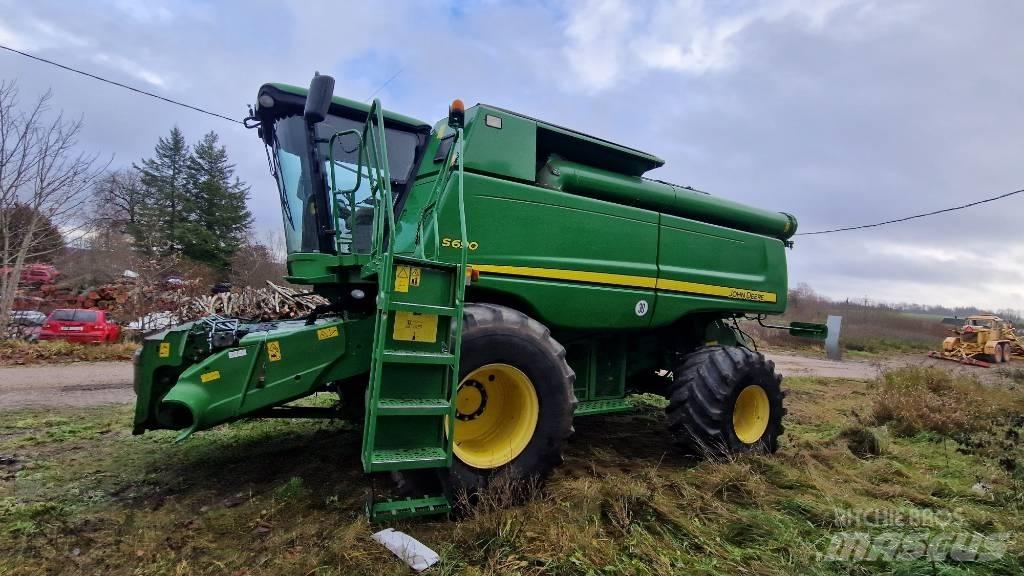 John Deere S 690 联合收割机