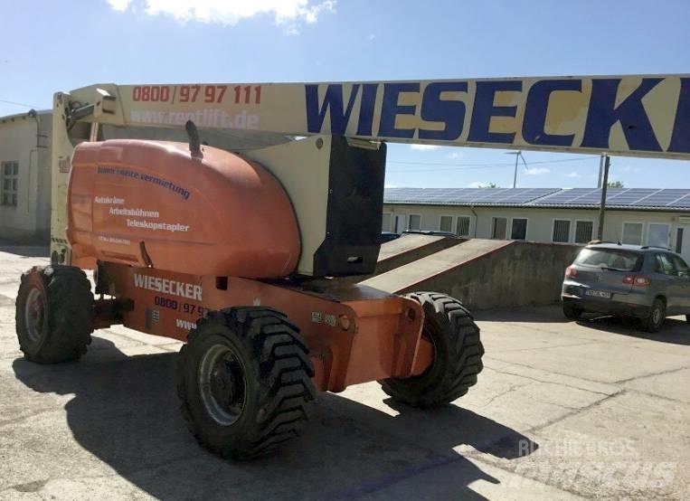 JLG 800 AJ 曲臂高空工作平台