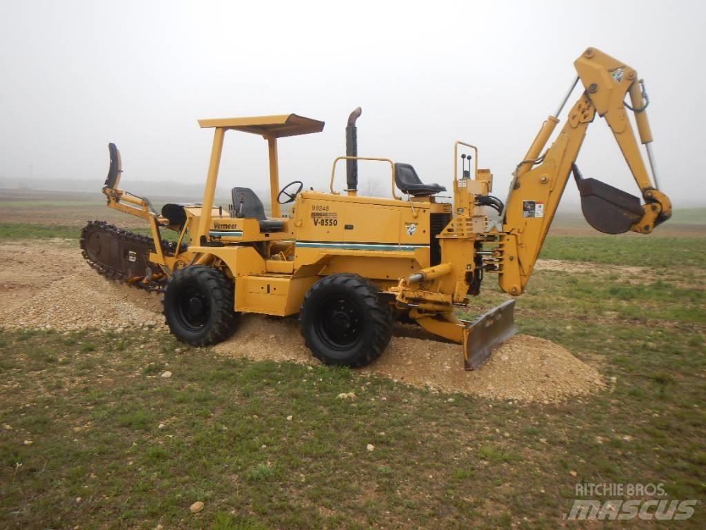 Vermeer V8550 挖沟机