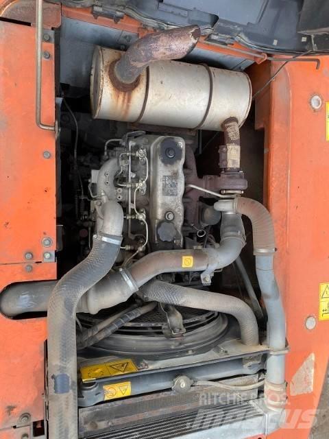 Hitachi ZX 180 W 轮式挖掘机