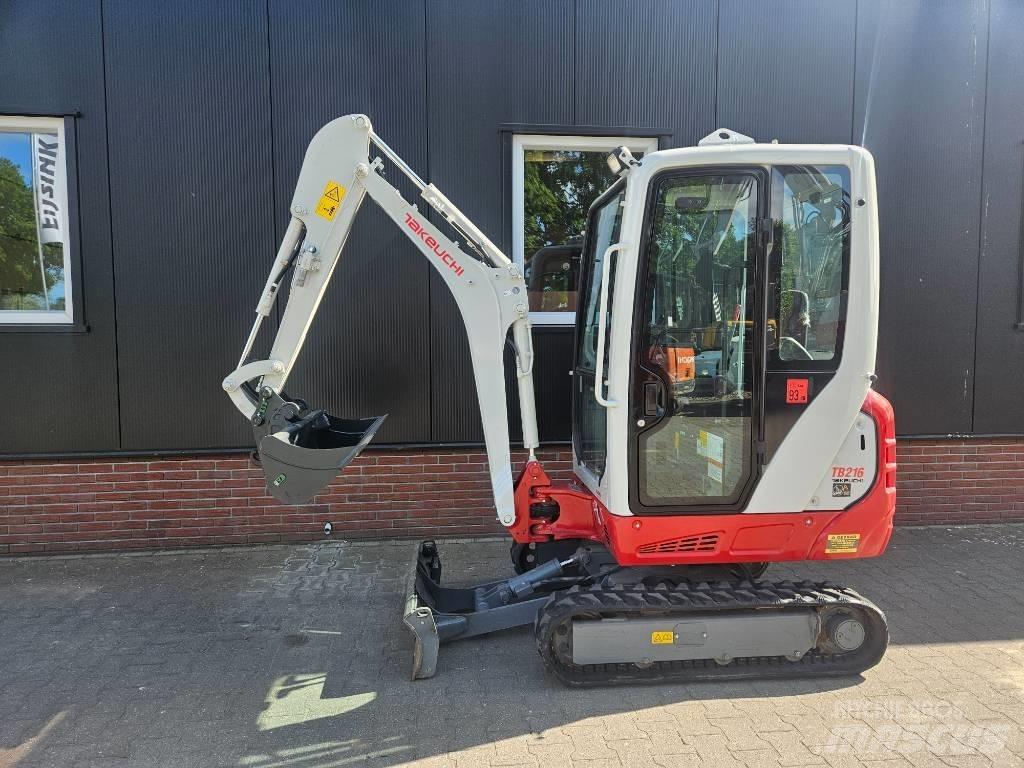 Takeuchi TB 216 小型挖掘机