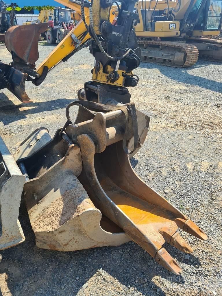 Wacker Neuson EW 100 轮式挖掘机