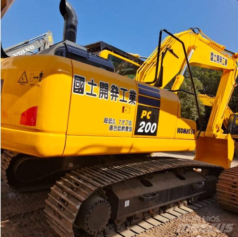 Komatsu PC 200-8 履带挖掘机