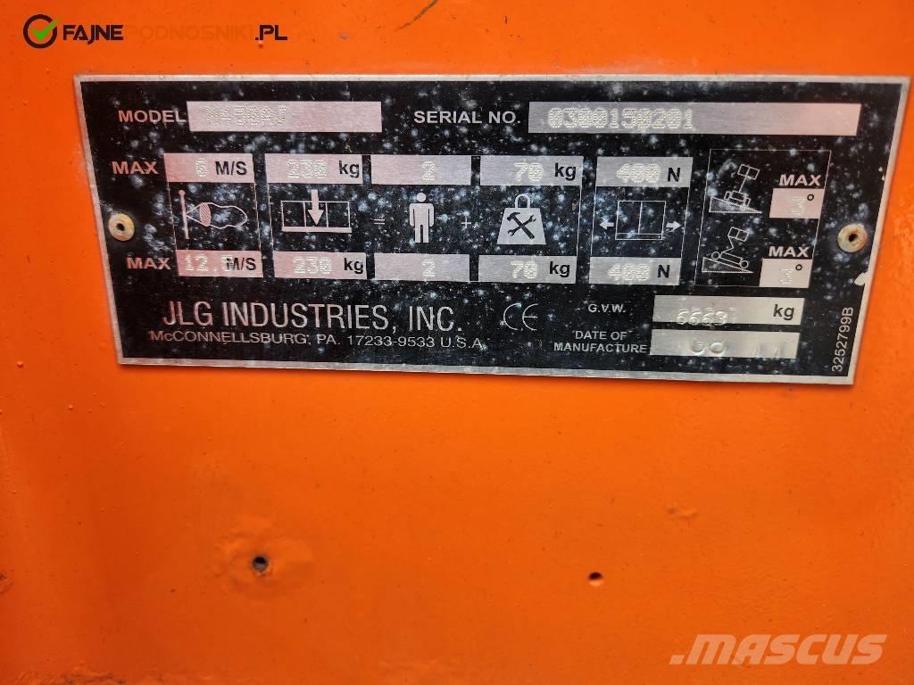 JLG M 450 AJ 曲臂高空工作平台