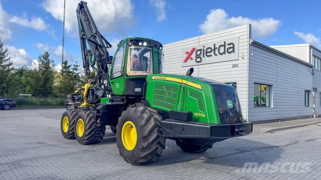 John Deere 1070 E 收割机