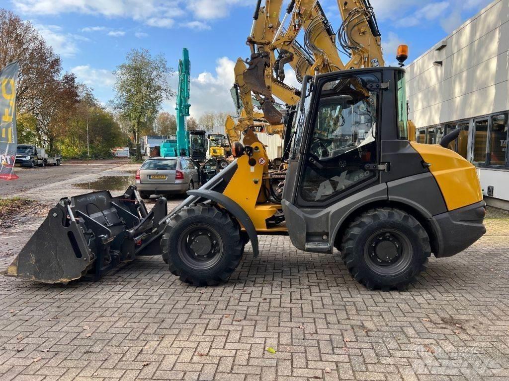 Mecalac AX850 轮式装载机
