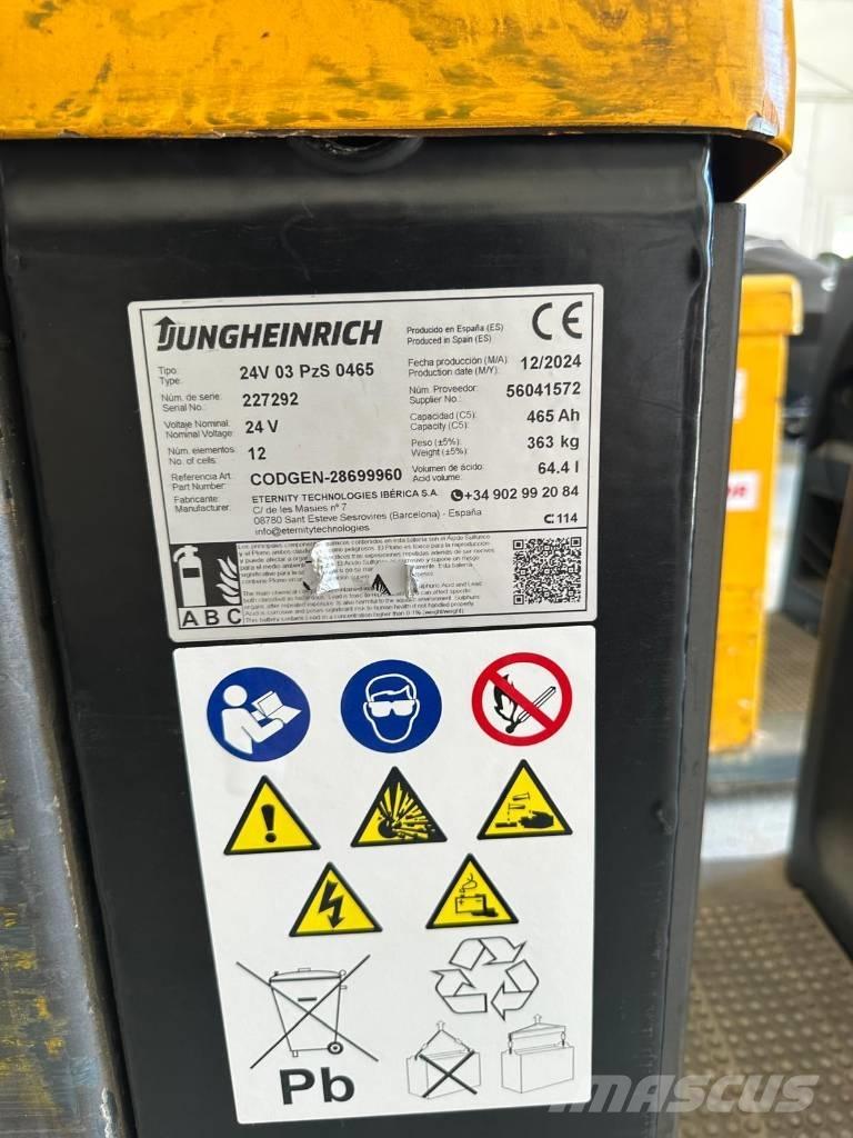 Jungheinrich ECE 225 手摇升降机