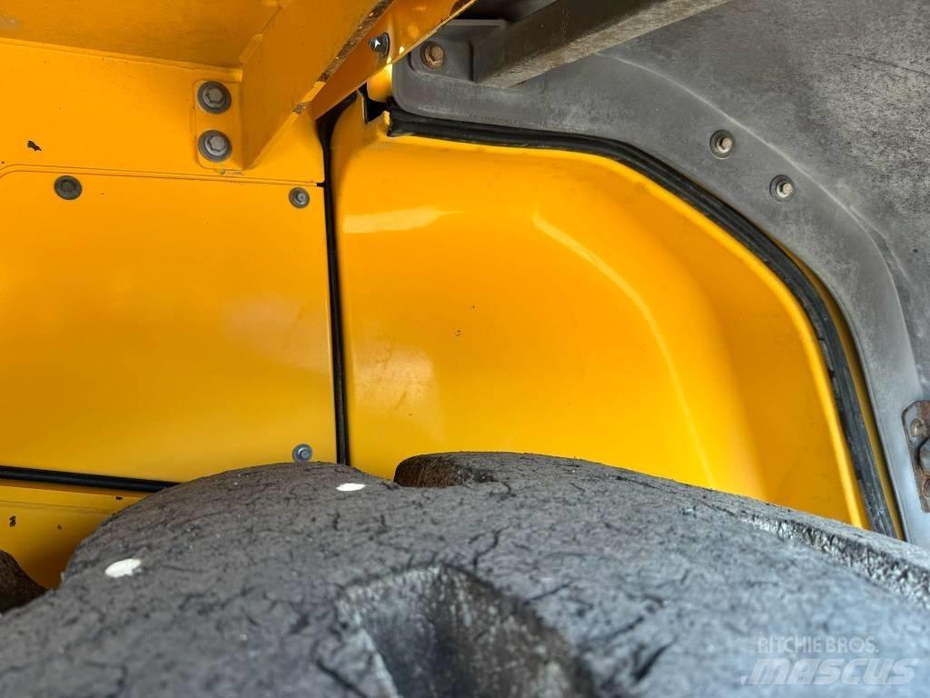 Volvo L 120 H 轮式装载机
