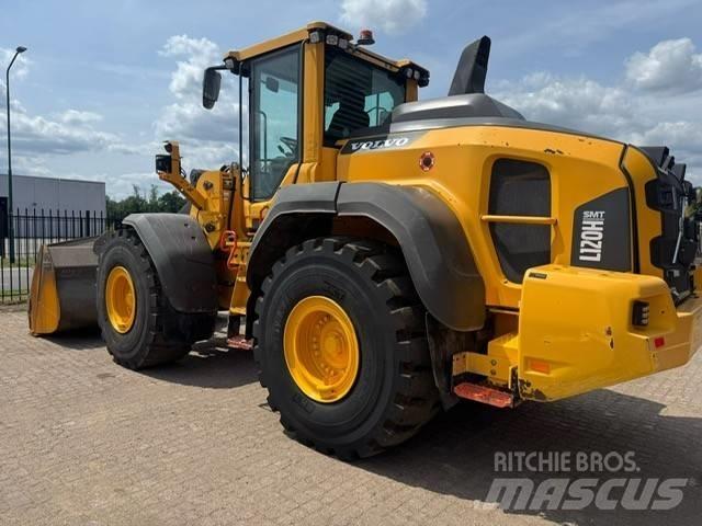 Volvo L 120 H 轮式装载机