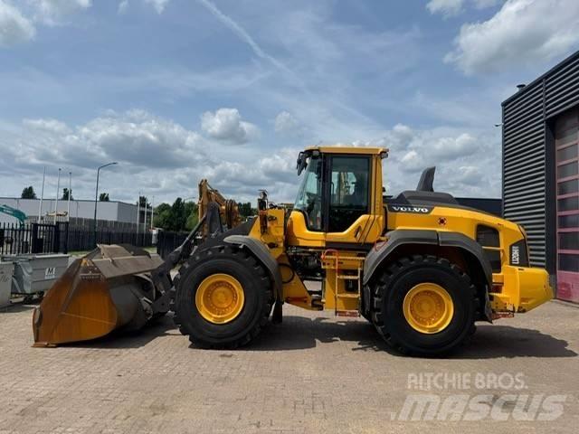 Volvo L 120 H 轮式装载机