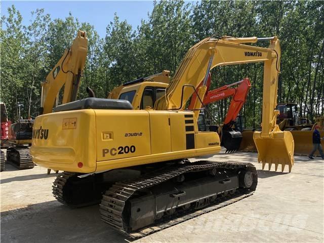 Komatsu PC200-7 履带挖掘机