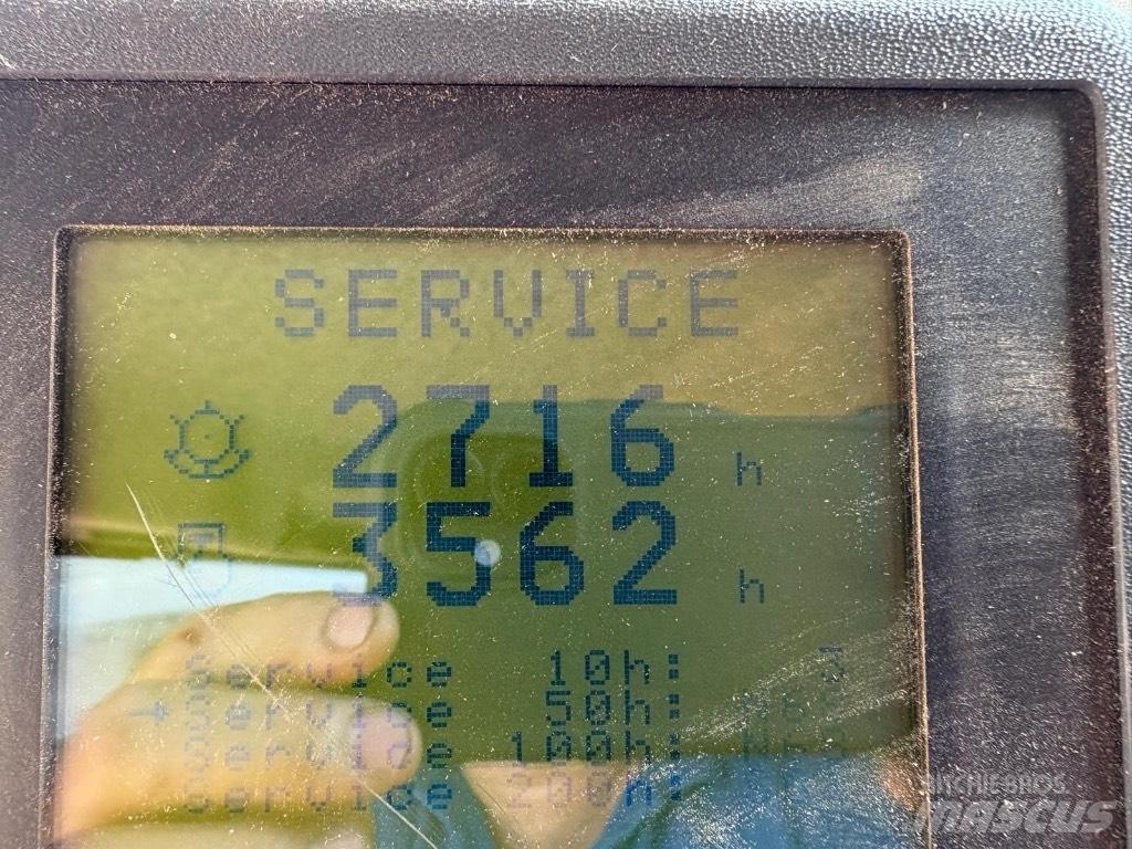 New Holland TX 62 联合收割机