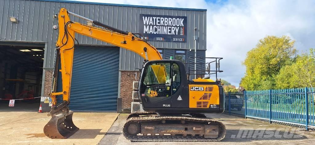 JCB JS 131 LC 履带挖掘机