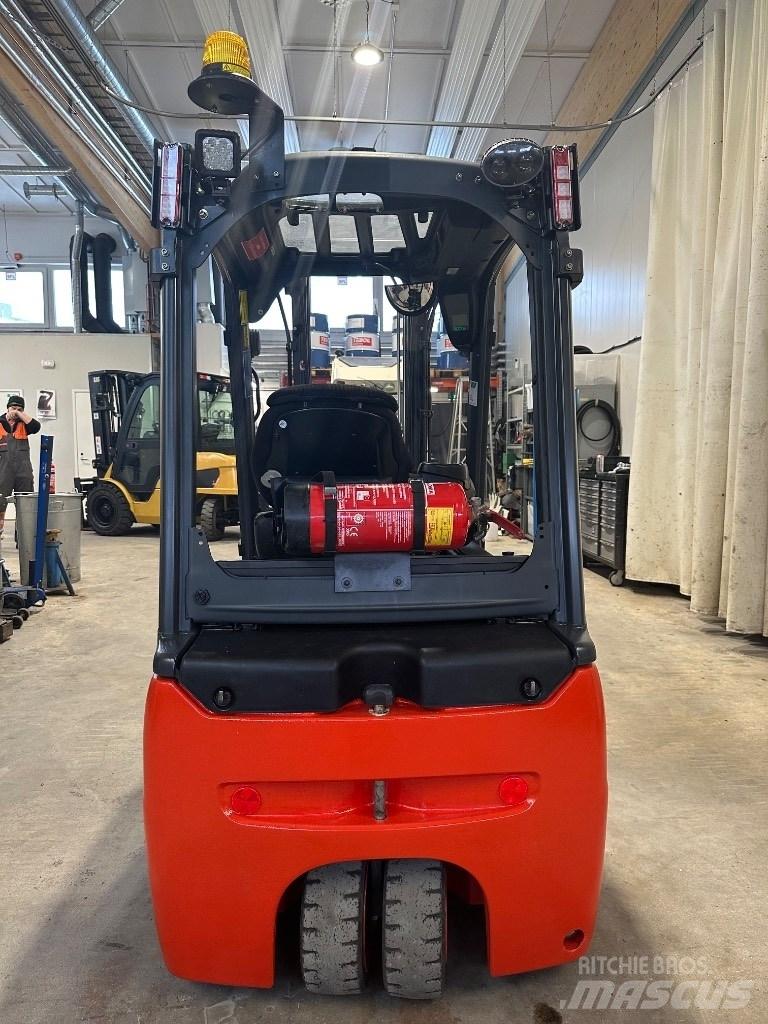 Linde E20L-02 电动叉车