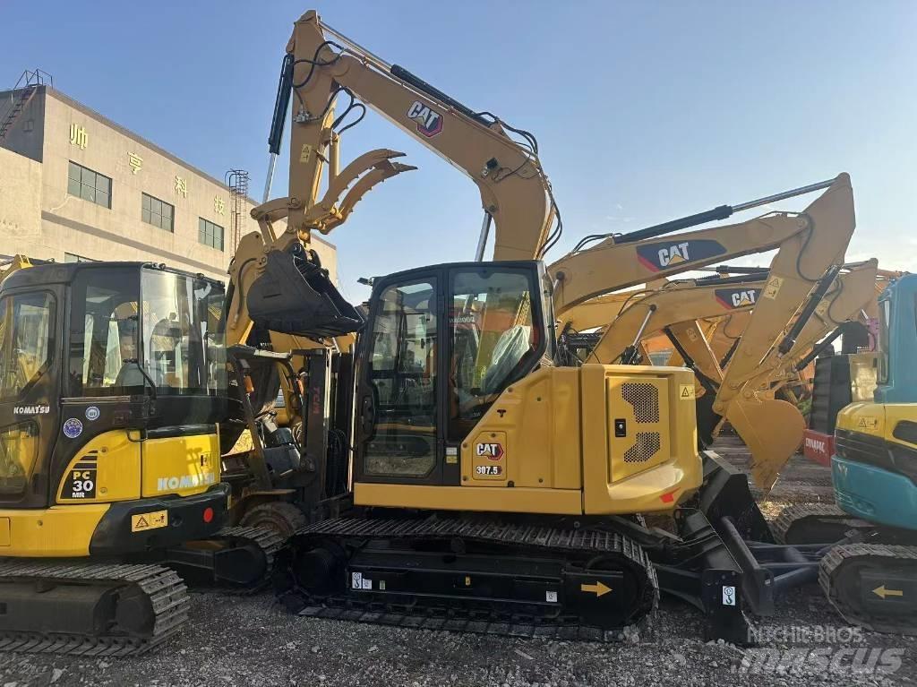 CAT 307.5 小型挖掘机