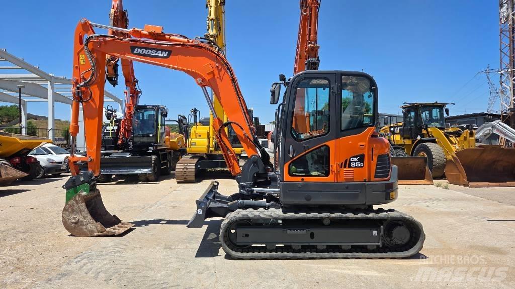 Doosan DX 85 中型挖掘机
