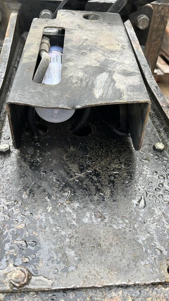 CAT H 115 破碎锤