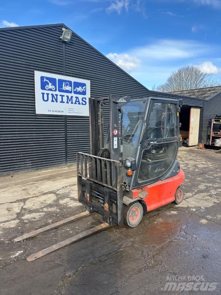 Linde E18 电动叉车