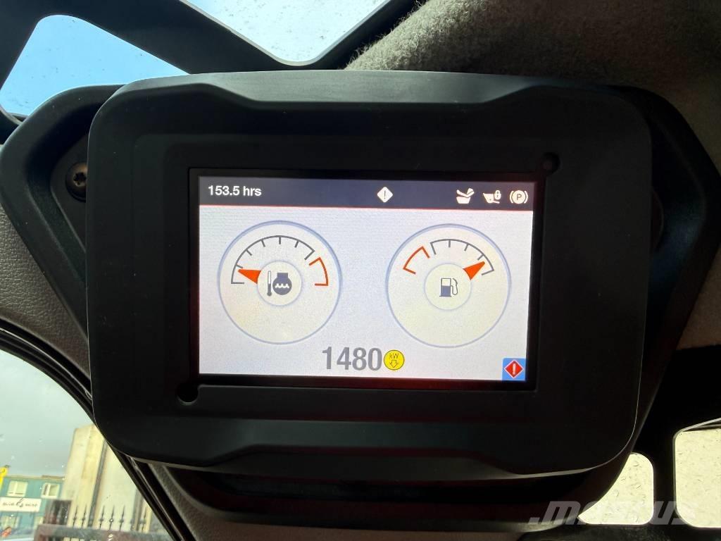 Bobcat T 76 滑移装载机