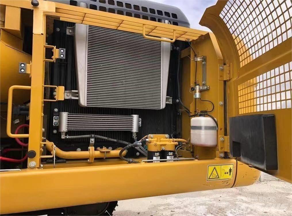 CAT 330D 履带挖掘机