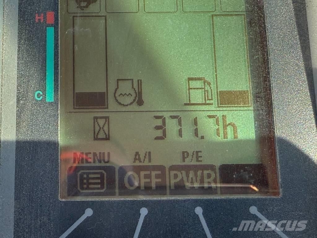 John Deere 30G 小型挖掘机