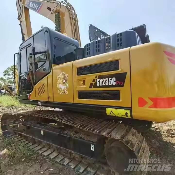 Sany SY235C 履带挖掘机