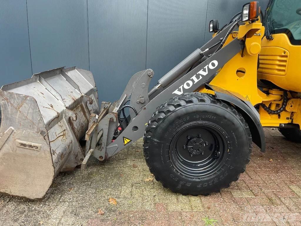 Volvo L25f 轮式装载机