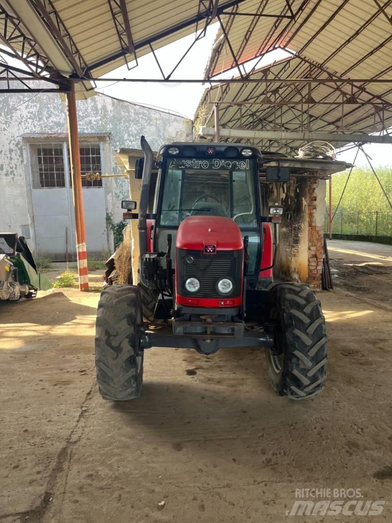 Massey Ferguson 5435 拖拉机/农用车