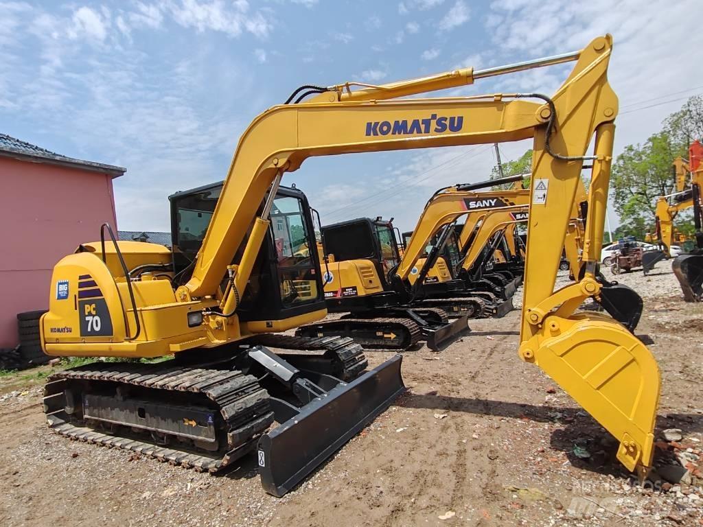Komatsu PC 70 小型挖掘机