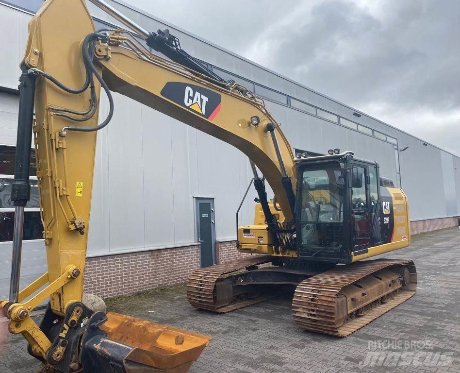 CAT 320 FL 履带挖掘机