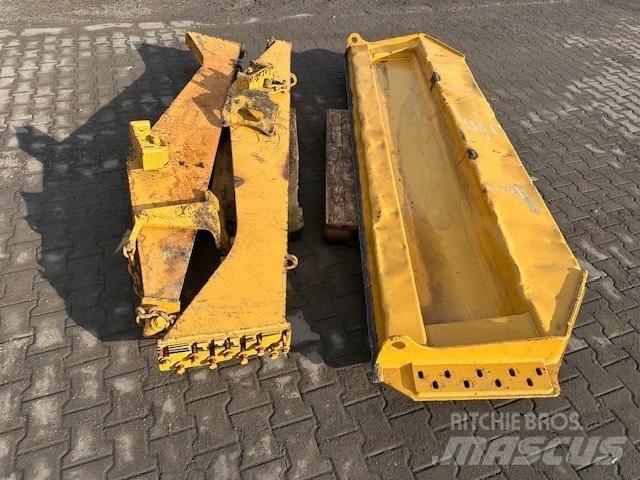 CAT 730 KLAPA 铰接式自卸车