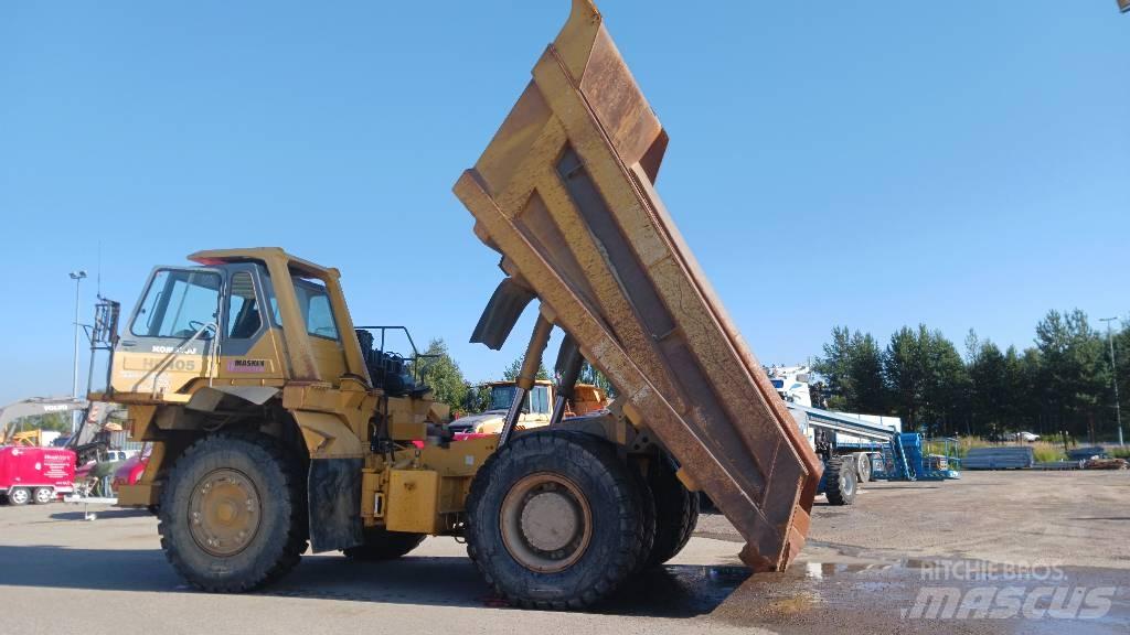 Komatsu 405 刚性自卸车