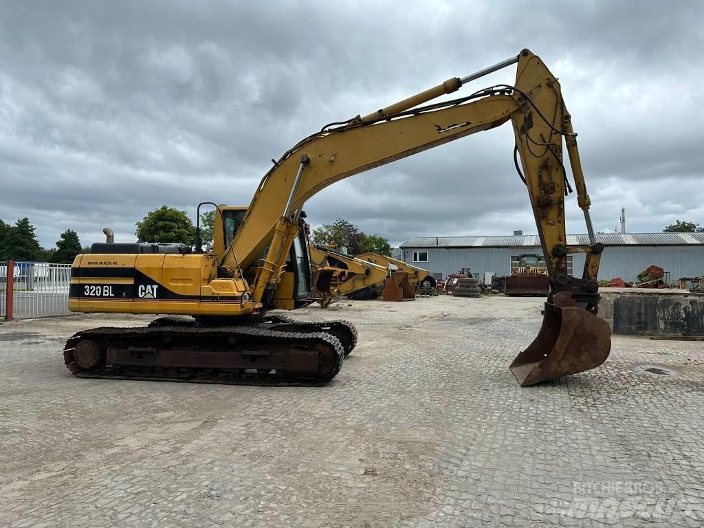 CAT 320BL 履带挖掘机