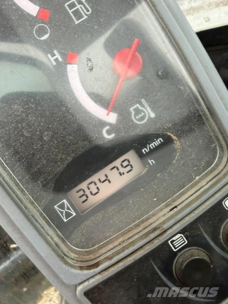 Kubota U 27-4 小型挖掘机