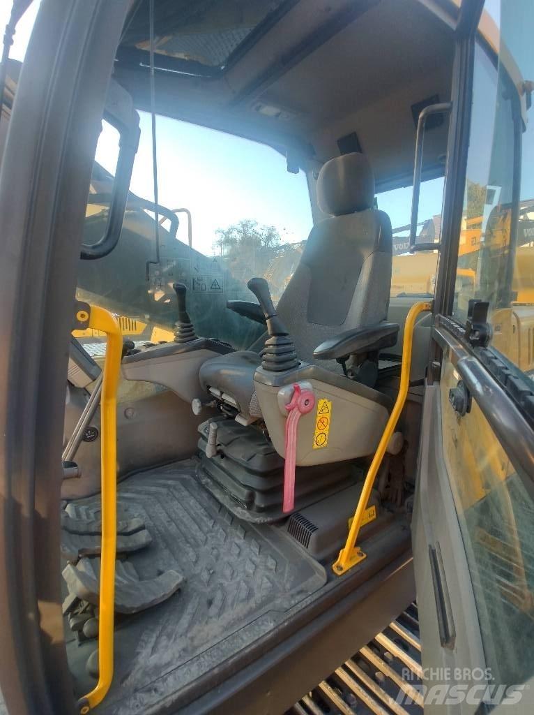 Volvo EC380DL 履带挖掘机