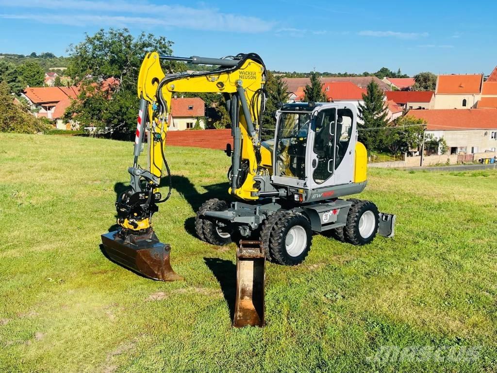 Wacker Neuson EW 100 轮式挖掘机