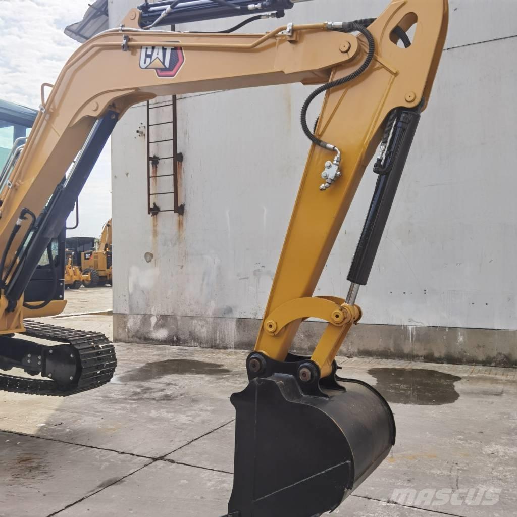 CAT 306E2 小型挖掘机