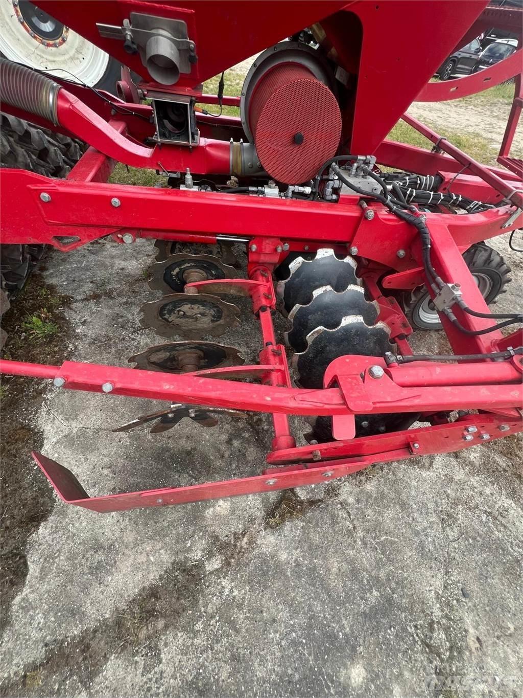 Horsch Pronto 3 DC 条播机